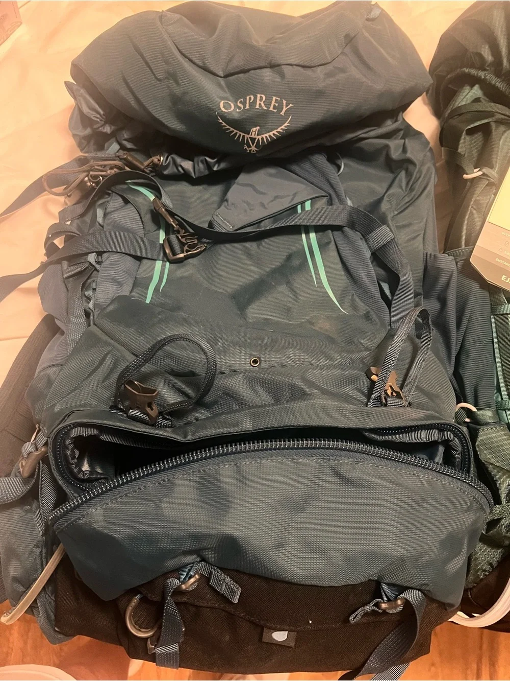 Women’s Osprey Kyte Backpack. Excellent condition